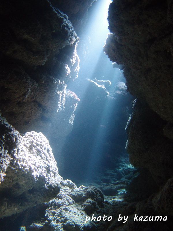 神秘的な光! photo by OLYMPUS XZ-1