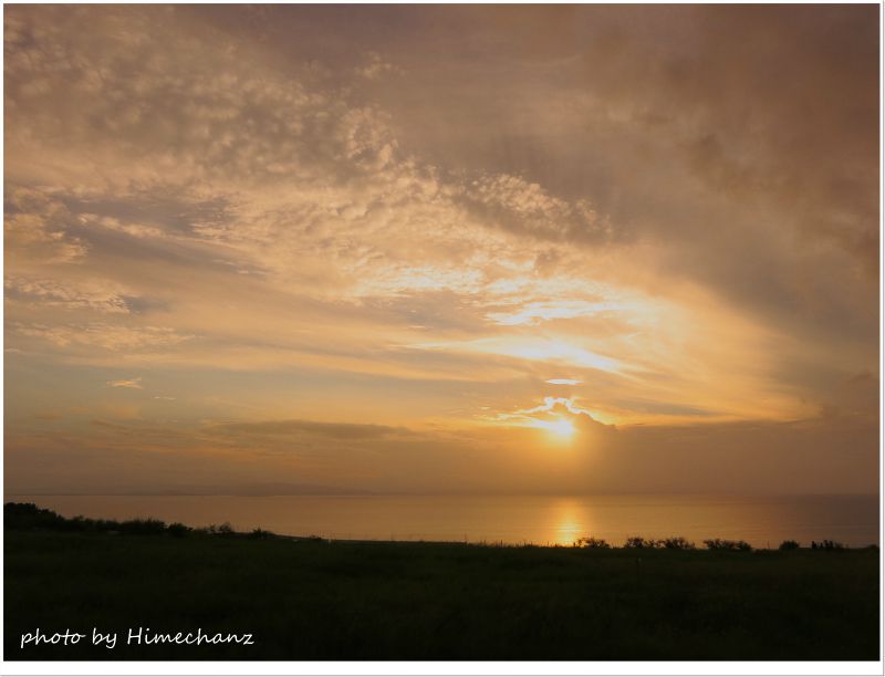 ミルミルで見る夕日 photo by CANON PowerShot S100