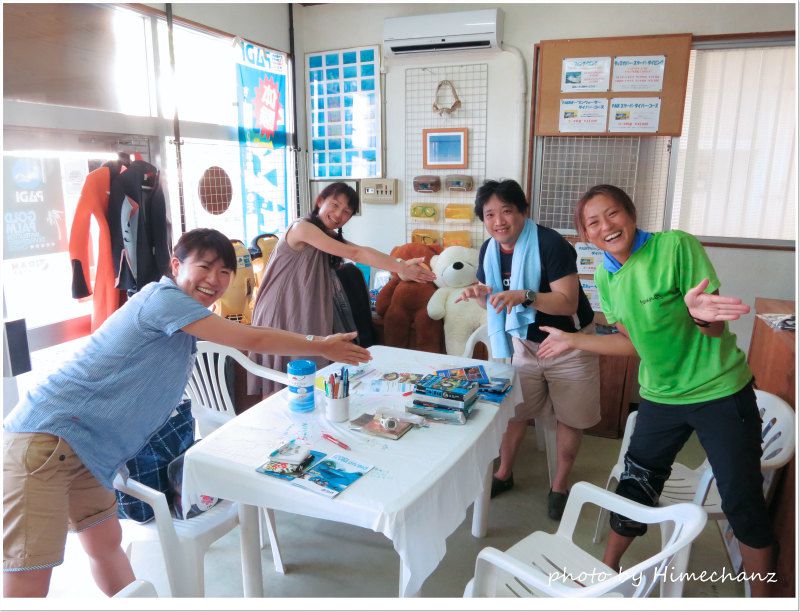 各々印象に残った生き物を真似て記念撮影♪ photo by CANON PowerShot S100