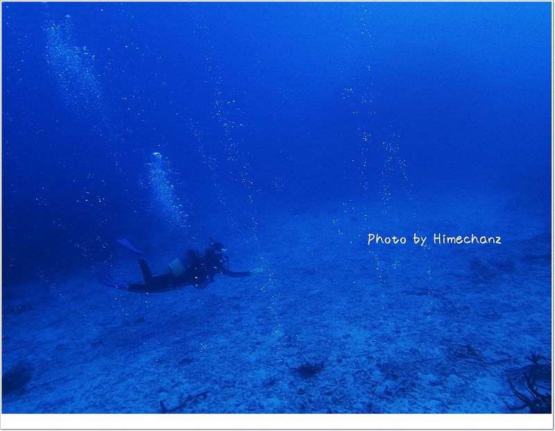 ガスと戯れるみおちゃん photo by OLYMPUS STYLUS TG-2 Tough