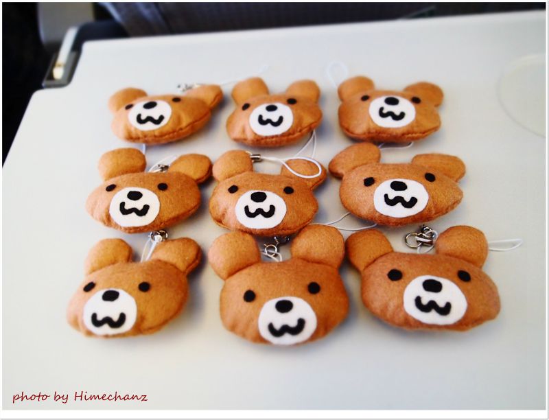 えんどぅがみんなのために手作りで“くまのストラップ”を作ってきてくれました!!! photo by OLYMPUS STYLUS TG-2 Tough