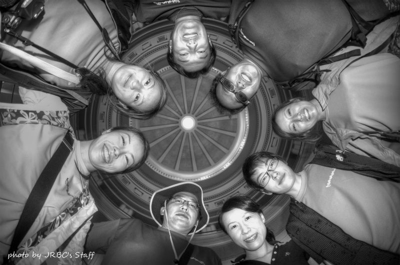 議事堂内で円陣してみたw photo by Nikon D300